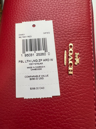 コーチアウトレットの赤い長財布