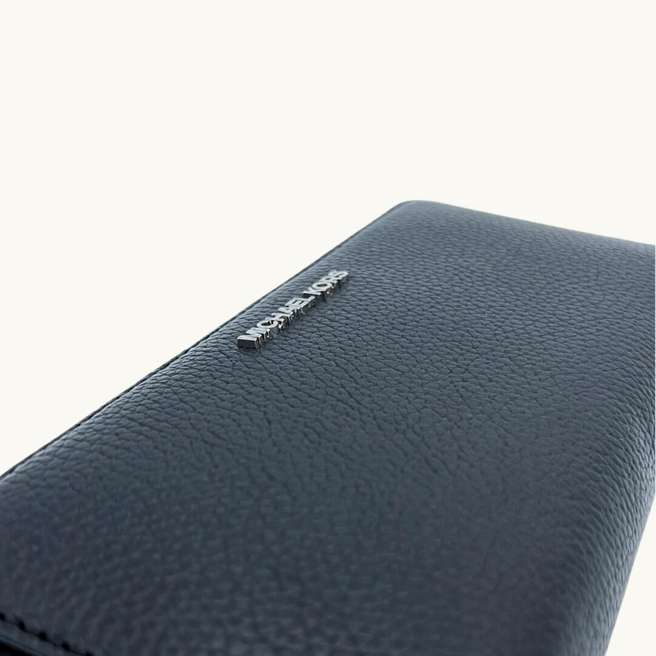マイケル・コース 長財布 / Jet Set Travel Continental / ブラック ペブルレザー