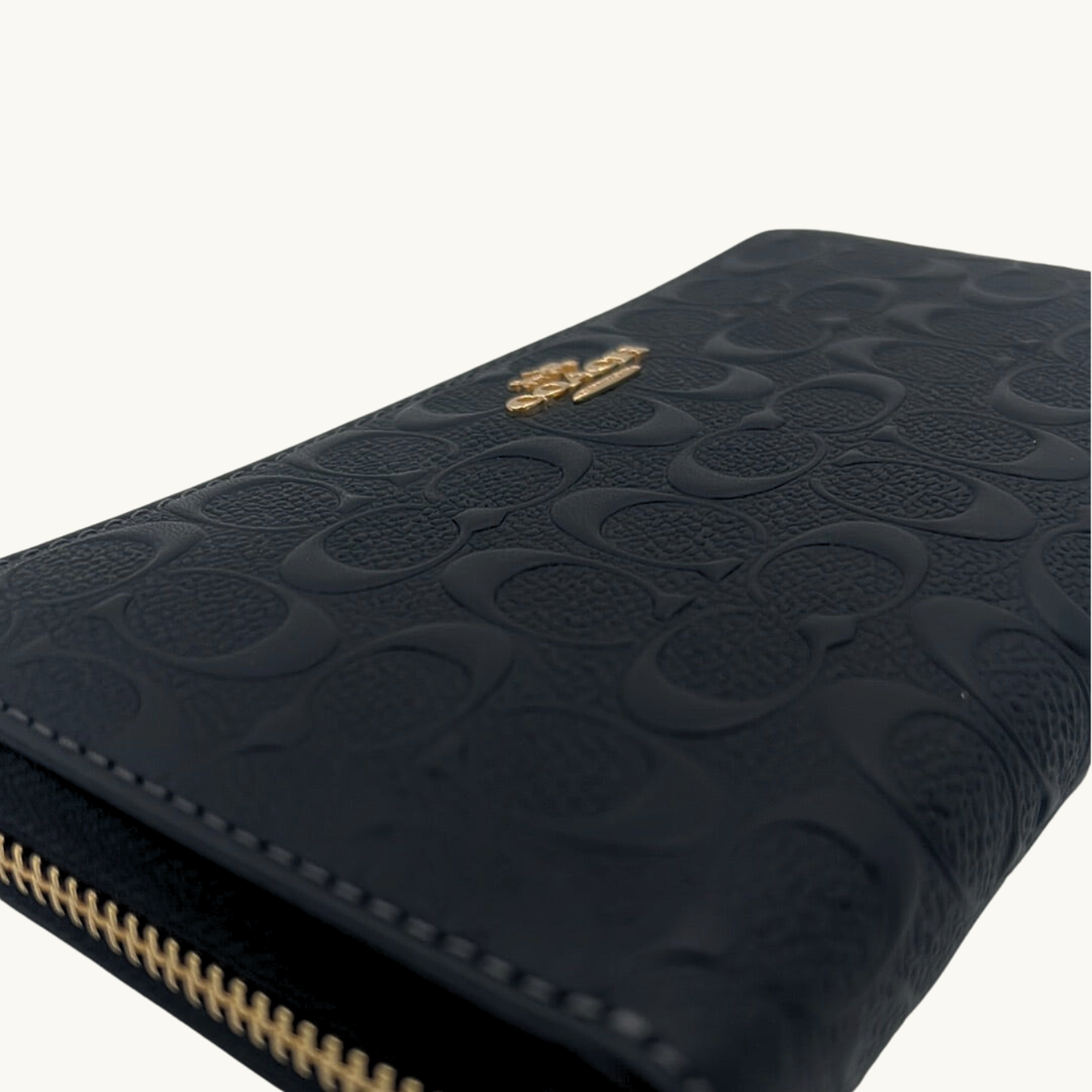 コーチ 長財布 (箱付き) / LONG ZIP AROUND WALLET / ブラック シグネチャークロスグレインレザー