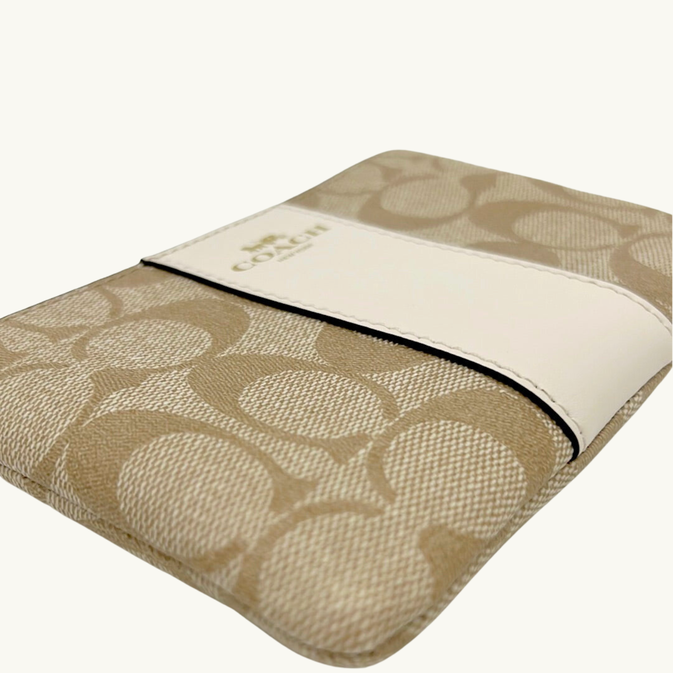 コーチ ポーチ / CORNER ZIP WISTLET IN SIGNATURE CANVAS / ライトカーキ チョーク シグネチャーキャンバス