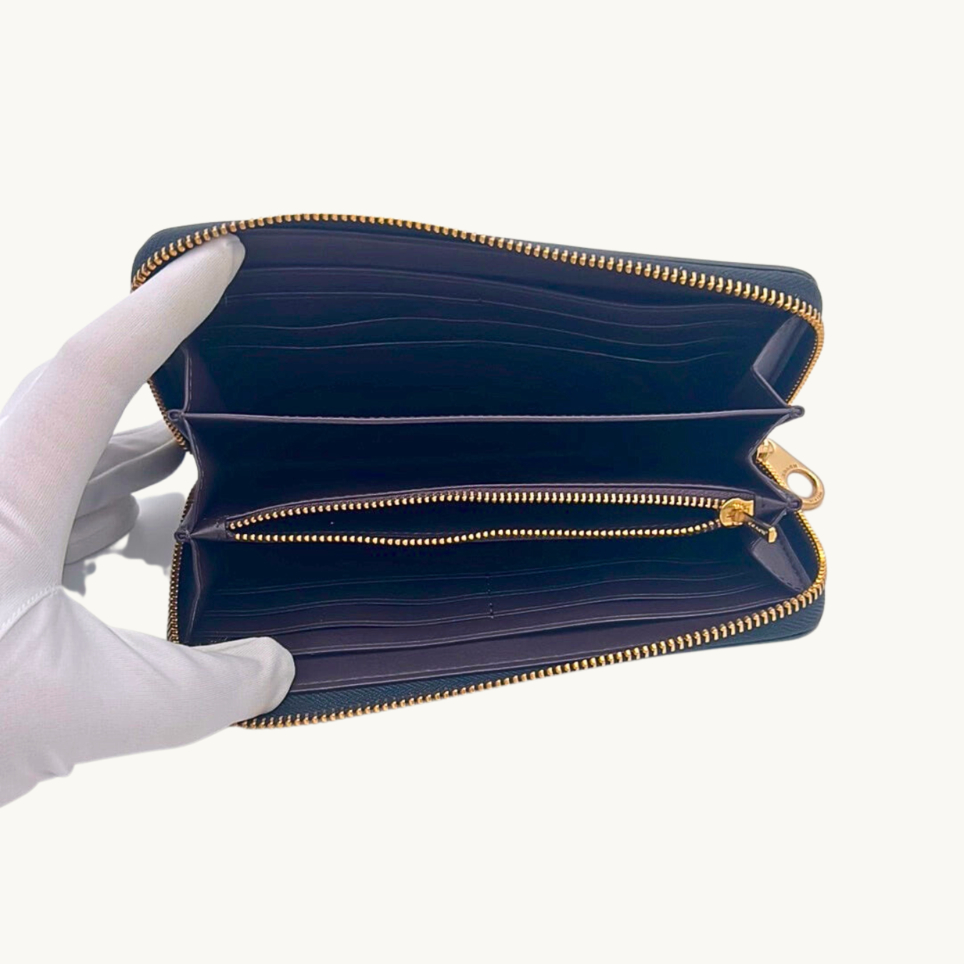 コーチ 長財布 (箱付き) / LONG ZIP AROUND WALLET / ブラック シグネチャークロスグレインレザー