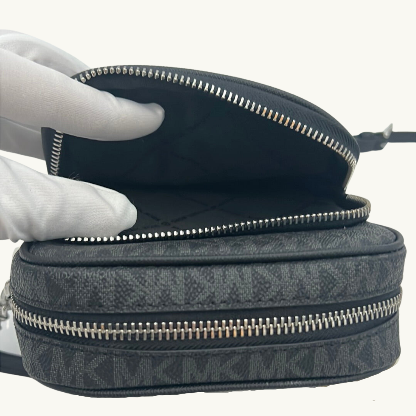 マイケル・コース ショルダーバッグ レディース / JET SET TRAVEL MD NS CHAIN XBODY / ブラック キャンバス