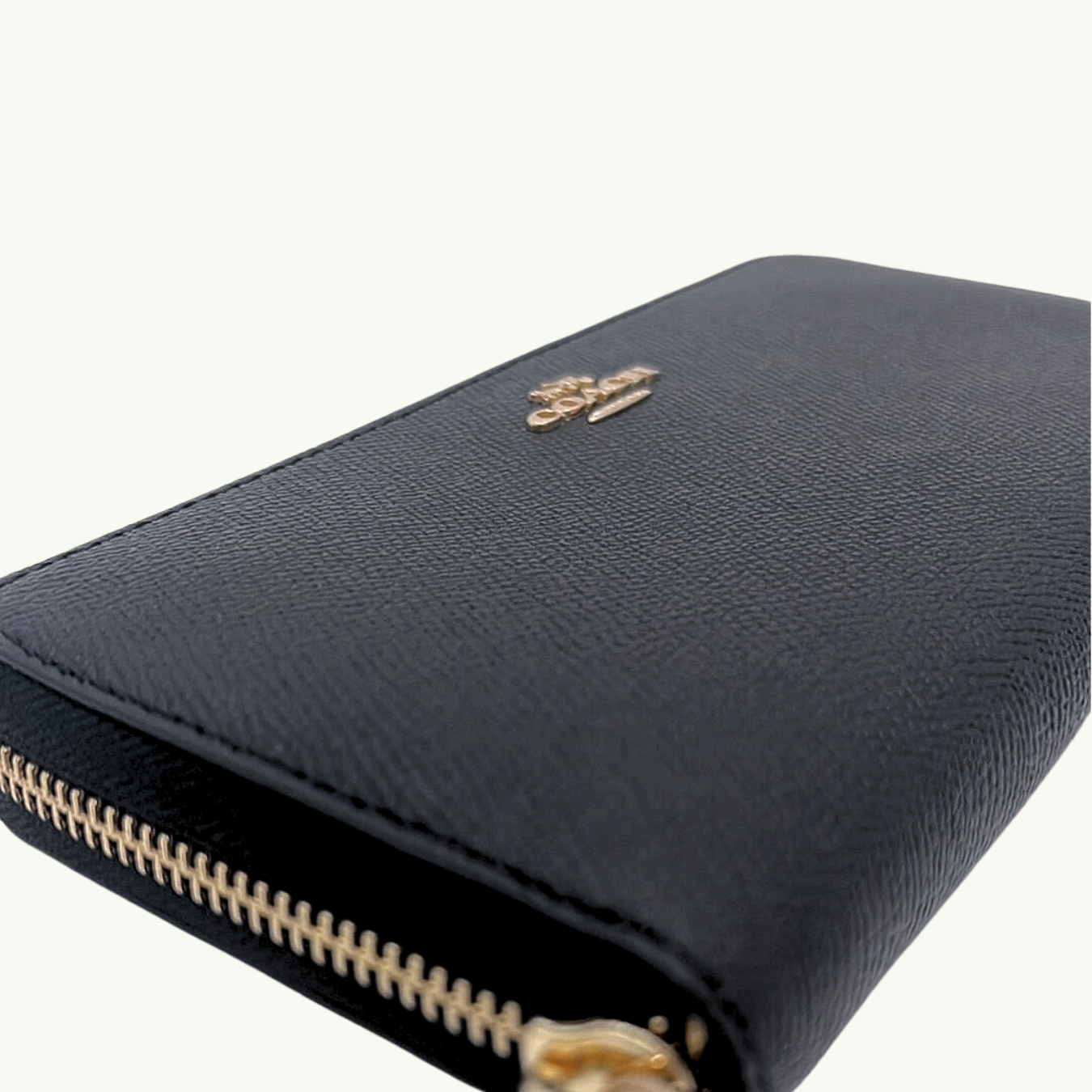 コーチ 長財布 / LONG ZIP AROUND WALLET / ブラック クロスグレインレザー