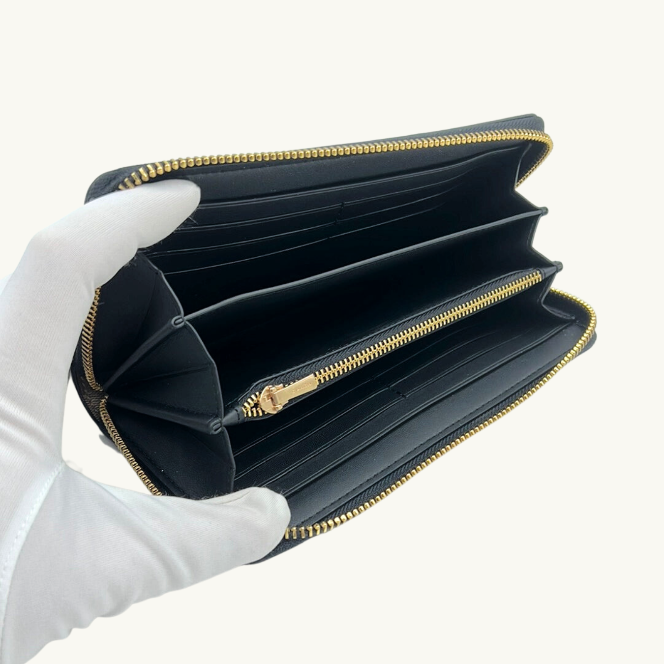 コーチ 長財布 / LONG ZIP AROUND WALLET / カーキ ブラック シグネチャーキャンバス