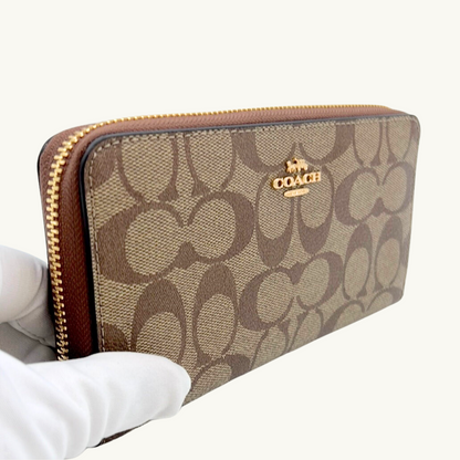 コーチ 長財布 / LONG ZIP AROUND WALLET / カーキ シグネチャー コーチ 長財布 / LONG ZIP AROUND WALLET / カーキ シグネチャー