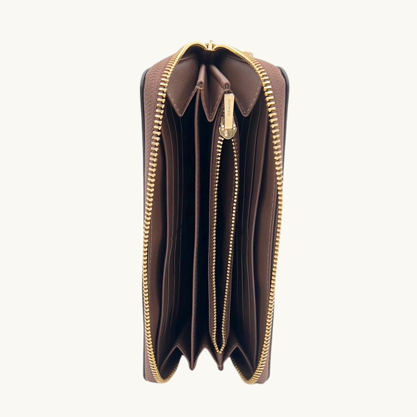 コーチ 長財布 / カーキ ブラック シグネチャーキャンバス コーチ 長財布 / LONG ZIP AROUND WALLET / カーキ シグネチャー