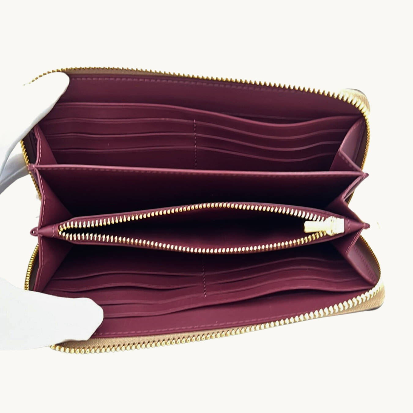 コーチ 長財布 / LONG ZIP AROUND WALLET / トープ ペブルレザー コーチ 長財布 / LONG ZIP AROUND WALLET / トープ ペブルレザー